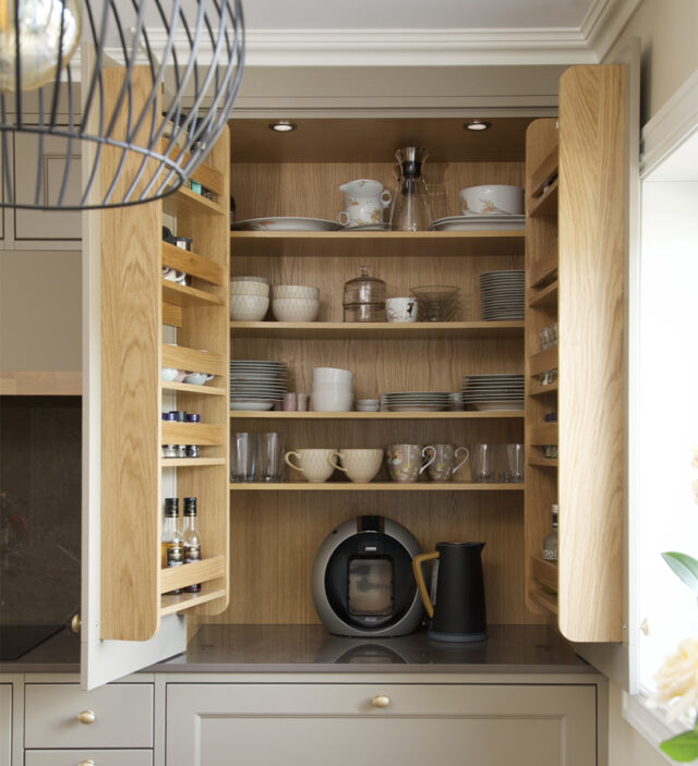 Skap Med Hyller 00013 Copy